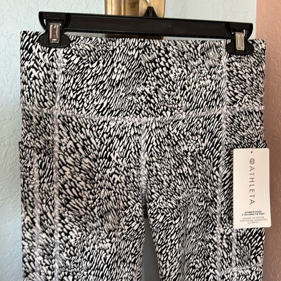 Athleta textured tights! - Picture 2 of 6